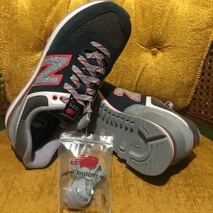 New Balance classic sneakers